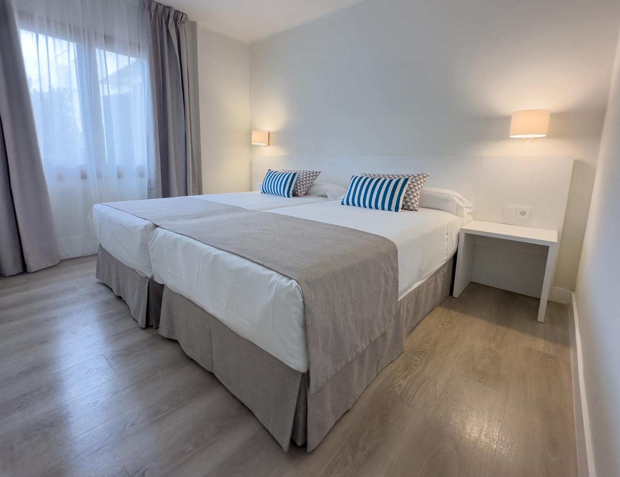 Bluesea Es Bolero Aparthotel Cala d'Or  Exterior photo